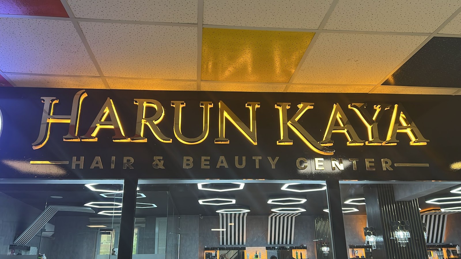 Harun Kaya Beauty Center & Protez Saç Merkezi kır düğünü mekanı — Merkez