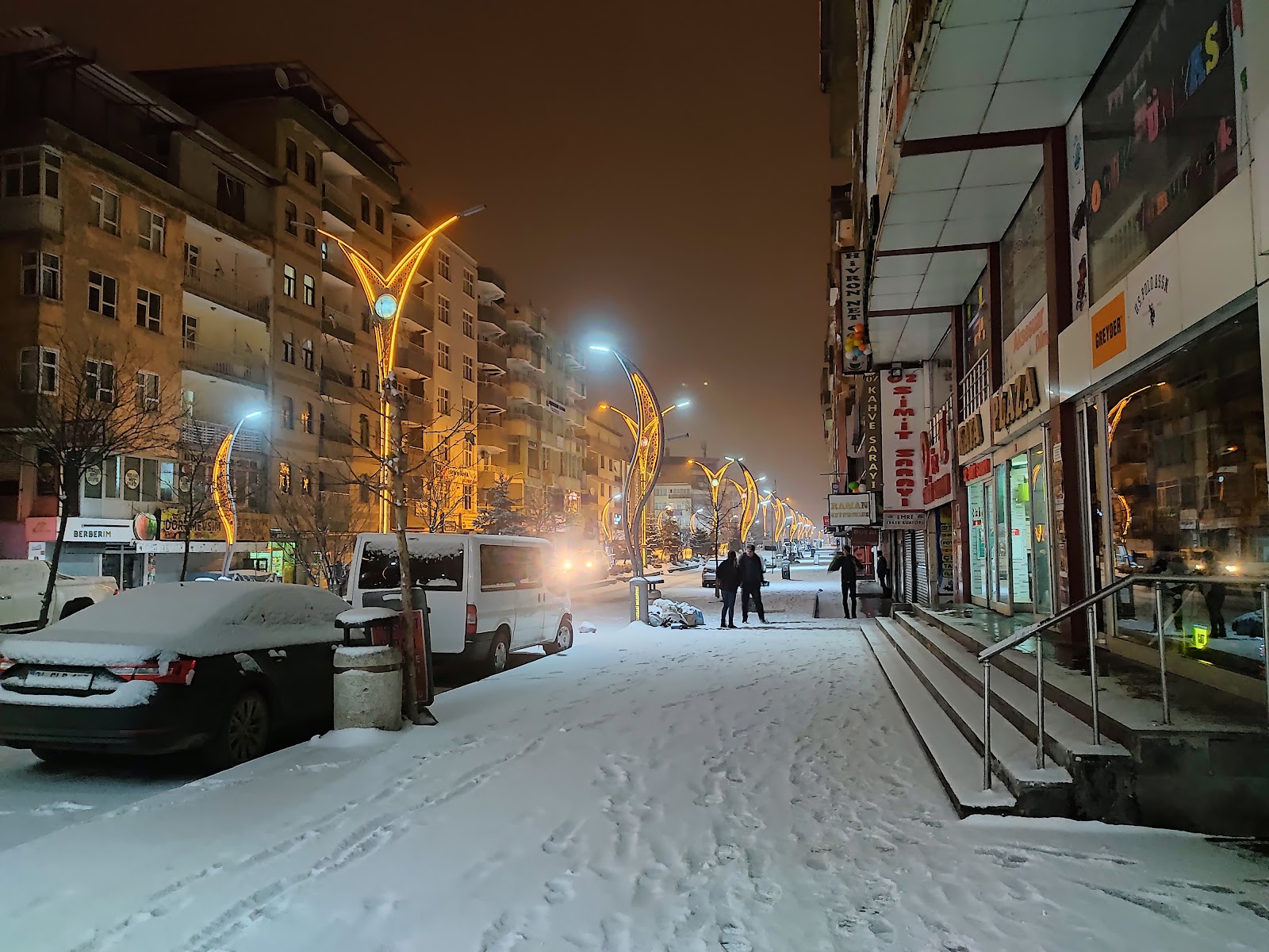 Kaya Plaza kır düğünü mekanı — Merkez