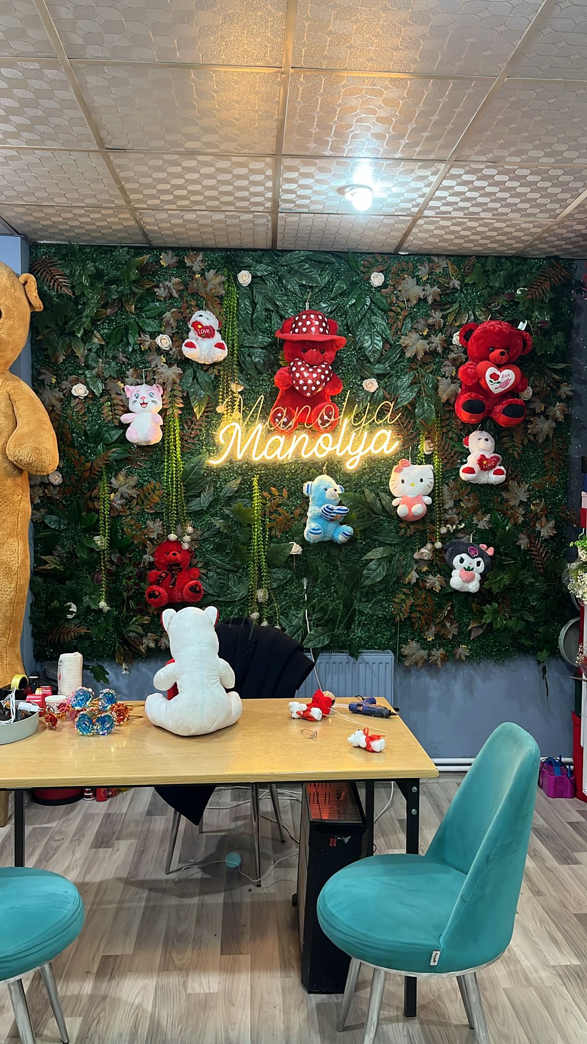 MANOLYA ÇİÇEKÇİLİK