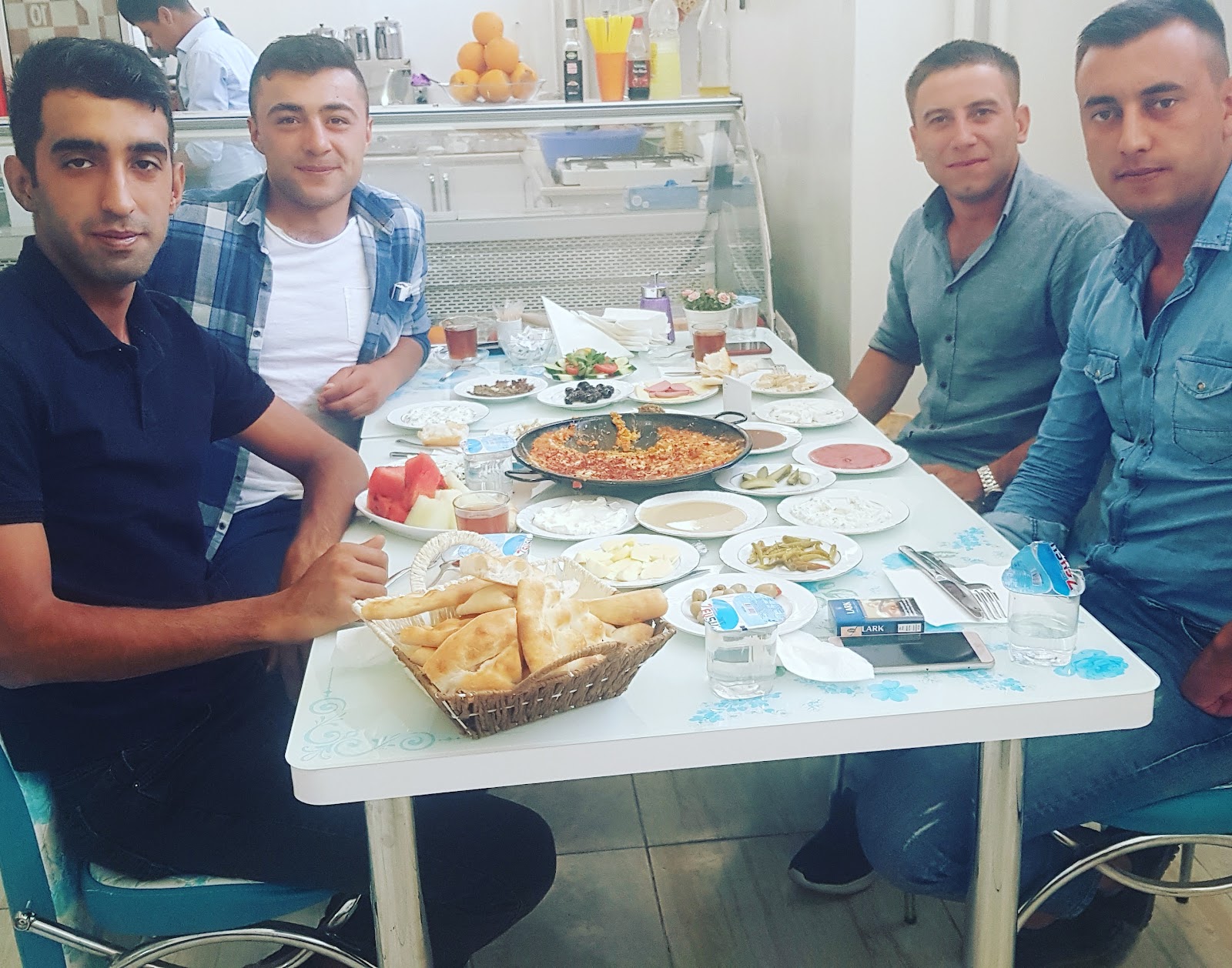 Moda Bayan Kuaförü kır düğünü mekanı — Yüksekova